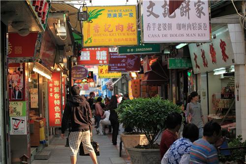 广东芒果街餐饮有限公司，澳门美食与文化的融合典范